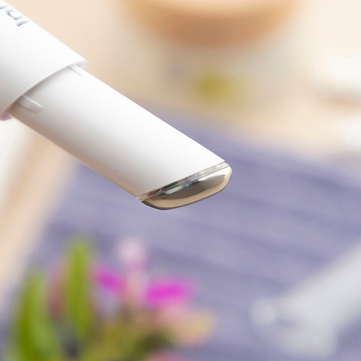 Anti-ageing Eye Massager with Phototherapy, Thermotherapy and